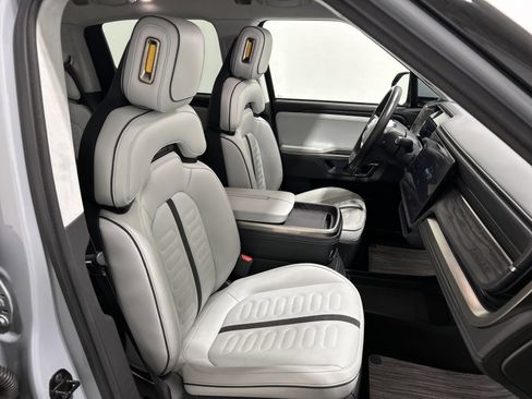 Used 2024 Rivian R1T Adventure AWD/4WD image 23