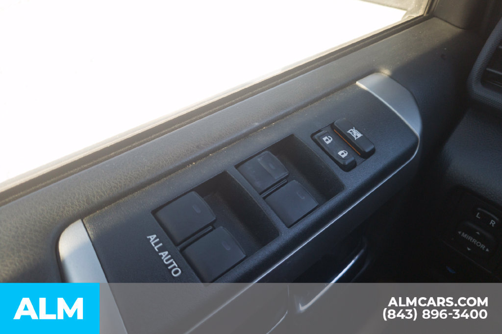Used 2021 Toyota 4Runner SR5 Premium w/ Moonroof Package AWD/4WD image 14