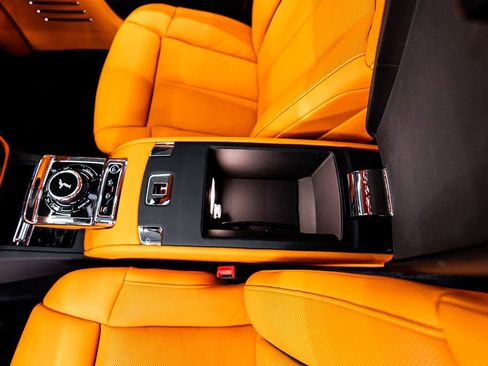 Used 2026 Rolls-Royce Phantom Sedan image 75