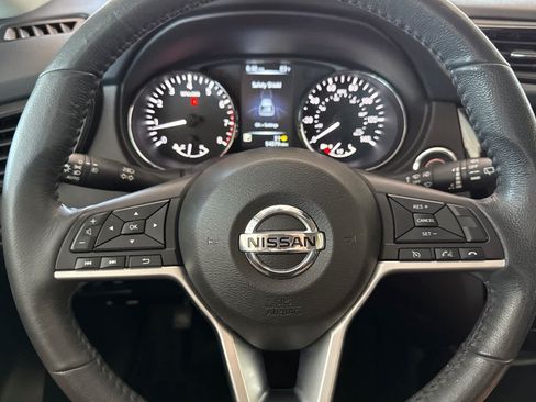 Used 2017 Nissan Rogue SL w/ SL Premium Package AWD/4WD image 25