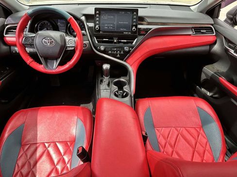 Used 2022 Toyota Camry SE w/ Audio Upgrade Package FWD image 9
