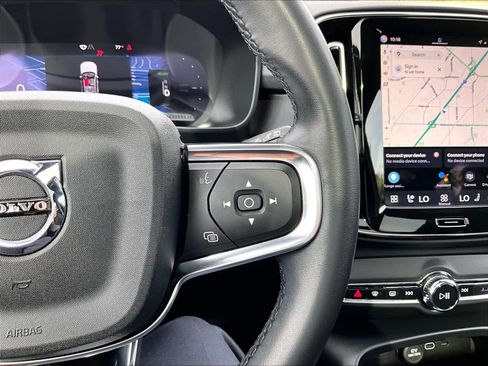 Used 2023 Volvo XC40 Recharge Ultimate AWD/4WD image 22