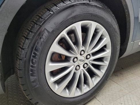 Used 2016 Lincoln MKX Select w/ Select Plus Package image 31