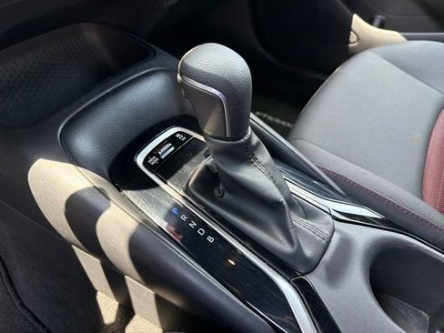 Used 2024 Toyota Corolla SE FWD image 19