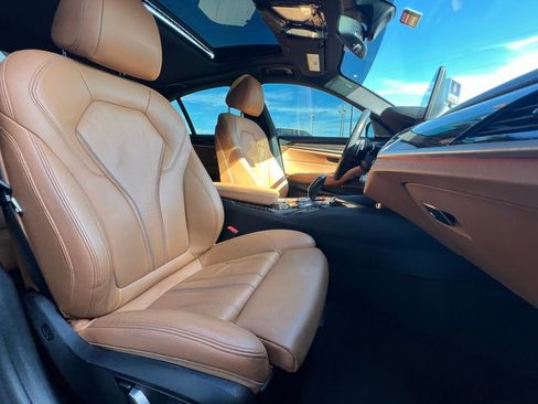 Used 2021 BMW 530i image 22