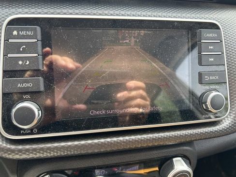 Used 2018 Nissan Kicks SV FWD image 13