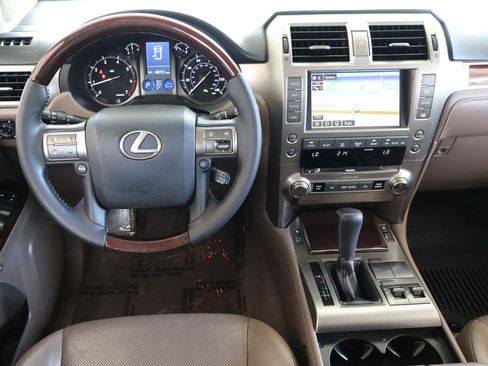Used 2019 Lexus GX 460 Premium AWD/4WD image 15