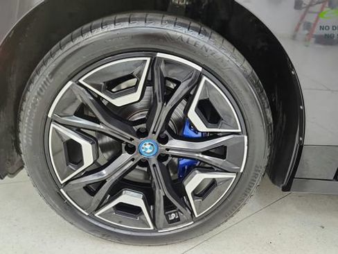 Used 2024 BMW iX xDrive50 w/ Sport Package AWD/4WD image 78