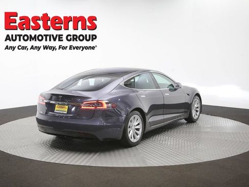 Used 2018 Tesla Model S 75D AWD/4WD image 34