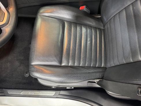 Used 2020 Jeep Grand Cherokee Limited X image 25