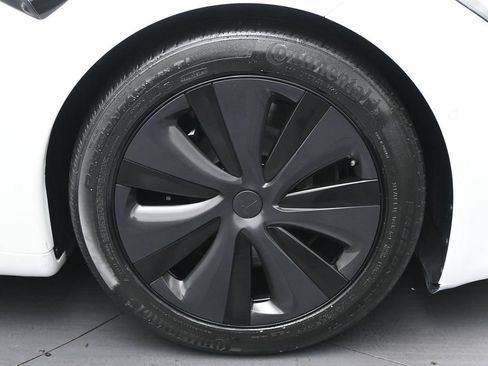 Used 2023 Tesla Model S AWD/4WD image 6