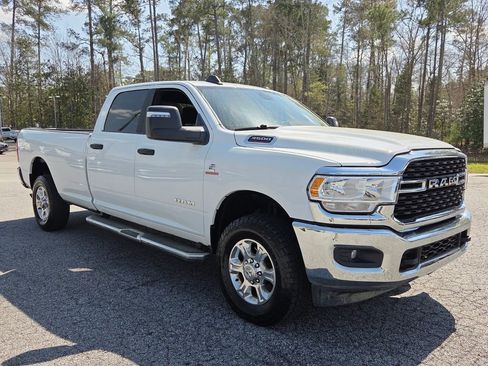 Used 2024 RAM 3500 Big Horn AWD/4WD image 1