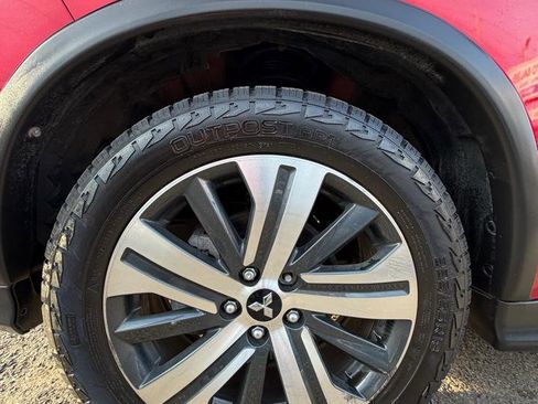 Used 2024 Mitsubishi Outlander Sport ES image 12