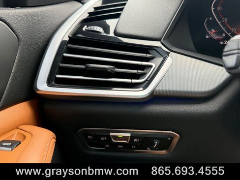 Used 2019 BMW X5 xDrive40i w/ Premium Package 2 AWD/4WD image 26