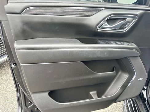 Used 2022 GMC Yukon SLT w/ SLT Premium Package image 21