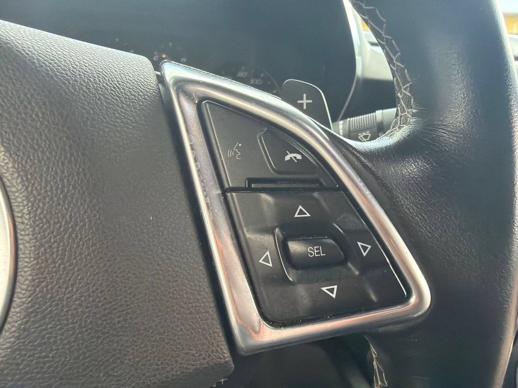 Used 2020 Chevrolet Camaro LT RWD image 24