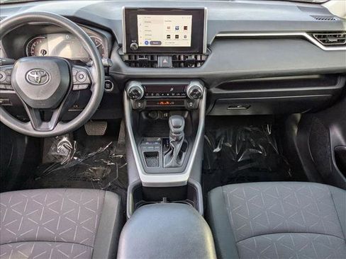 Used 2024 Toyota RAV4 XLE image 17