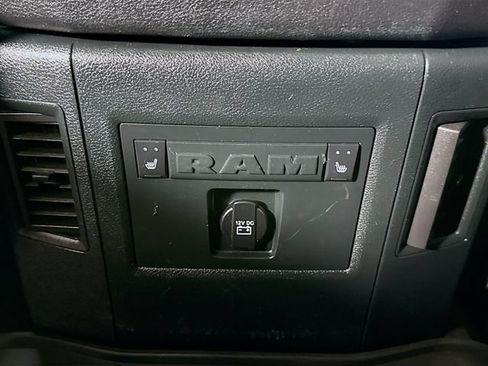 Used 2017 RAM 3500 Laramie AWD/4WD image 26