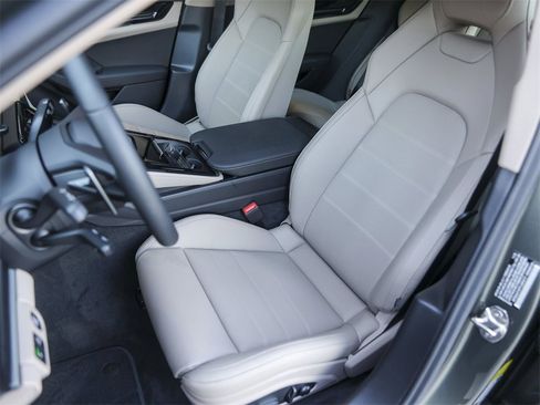 New 2026 Porsche Panamera 4 image 5