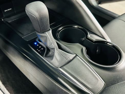 Certified 2020 Toyota Camry LE w/ Carpet Mat Package image 13