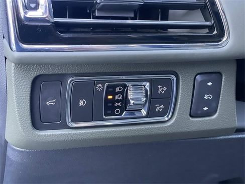 Used 2022 Lincoln Navigator Black Label image 20