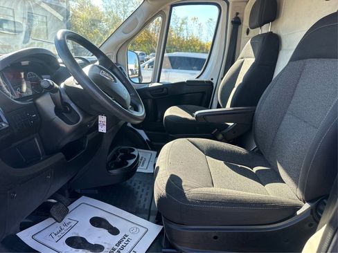 Used 2018 RAM ProMaster 1500 image 12