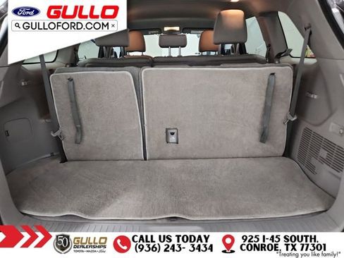 Used 2018 Toyota Highlander LE image 11