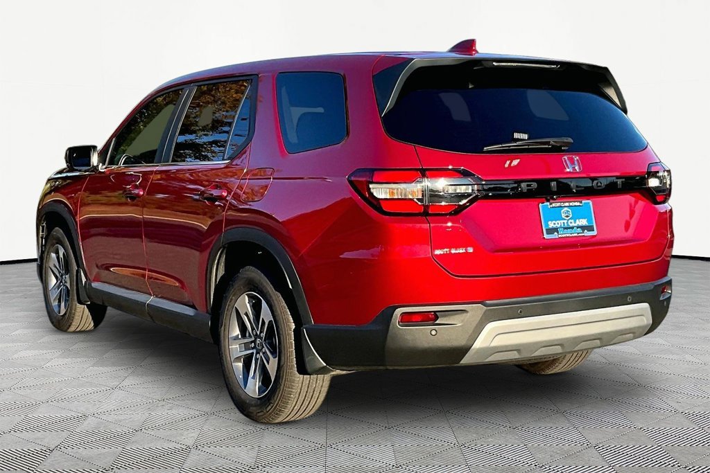 Used 2025 Honda Pilot EX-L image 5