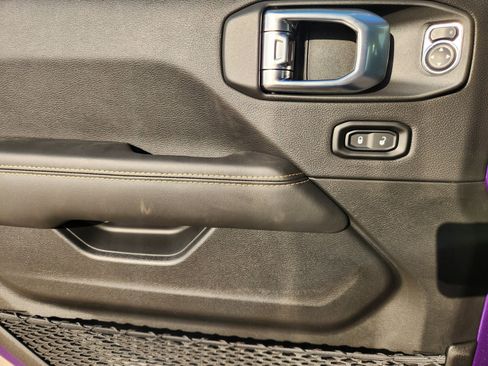 New 2026 Jeep Gladiator Sport AWD/4WD image 18