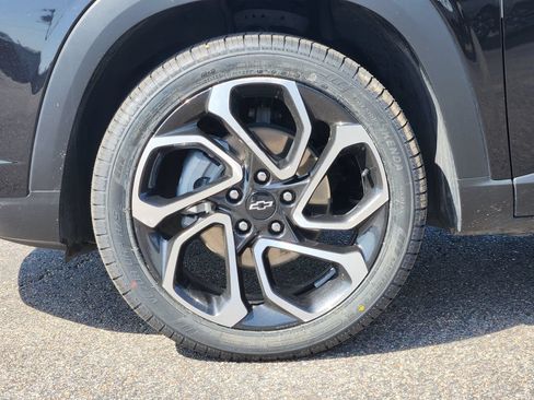 Used 2025 Chevrolet Trax RS w/ Driver Confidence Package FWD image 10