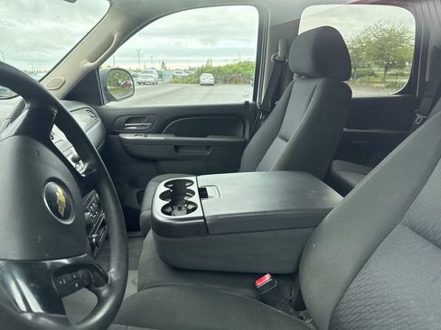 Used 2012 Chevrolet Tahoe 4WD image 8