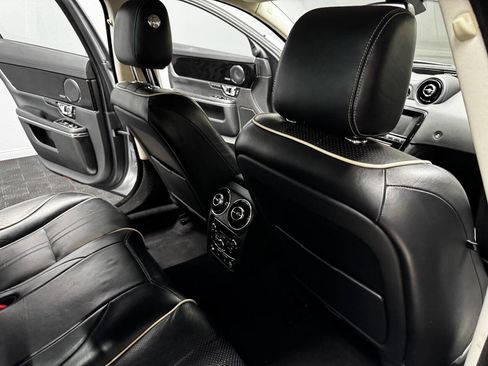 Used 2016 Jaguar XJ R-Sport image 47