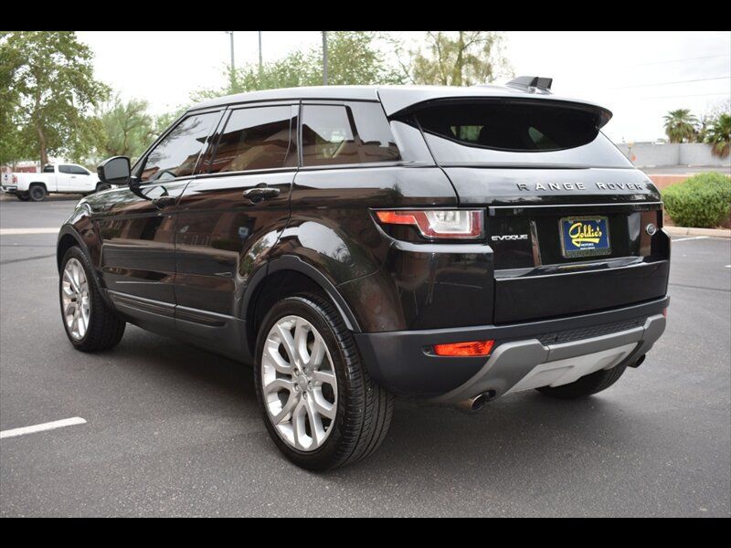 Used 2019 Land Rover Range Rover Evoque SE Premium AWD/4WD image 7