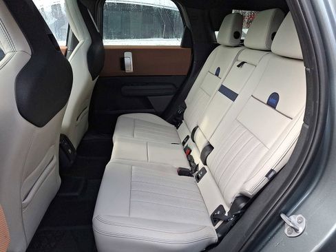 Certified 2025 MINI Cooper Countryman S image 8