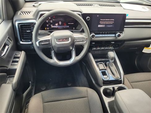 New 2026 GMC Canyon Elevation image 7