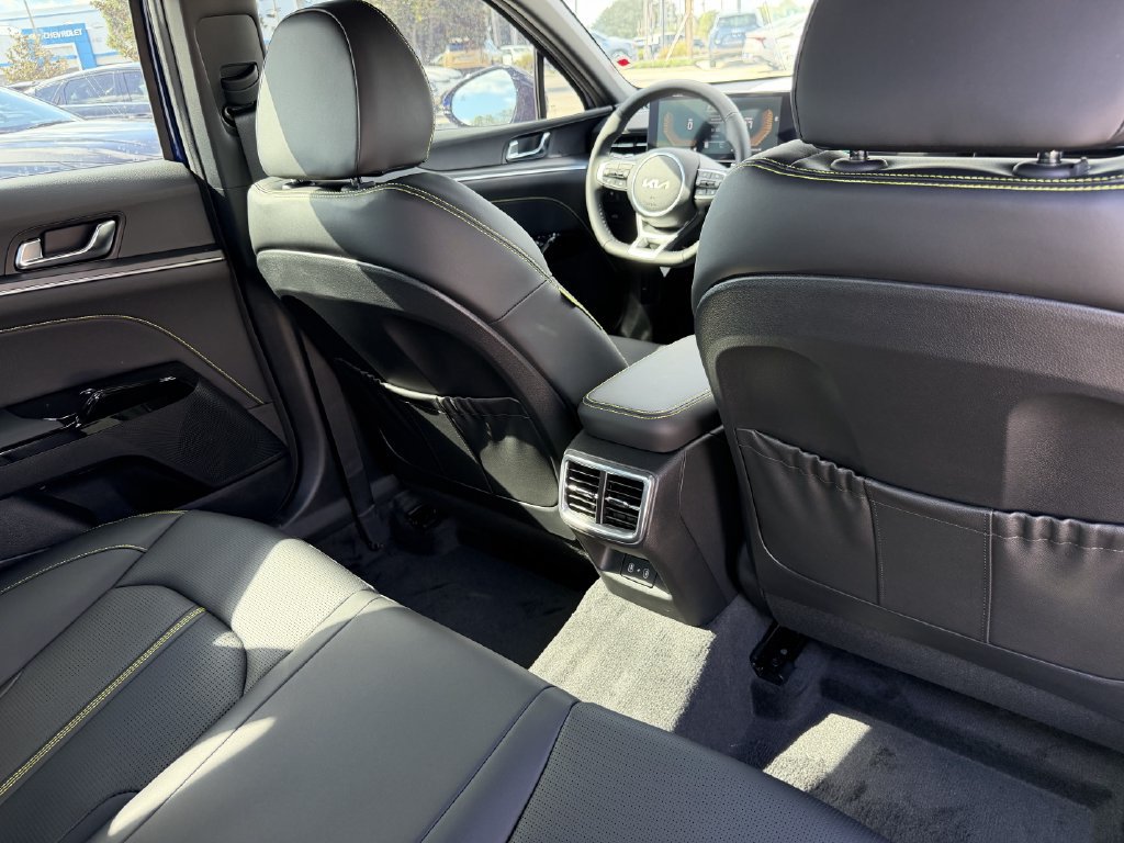 New 2027 Kia K5 GT FWD image 18