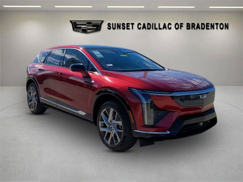 New 2026 Cadillac Optiq Luxury 1 image 1