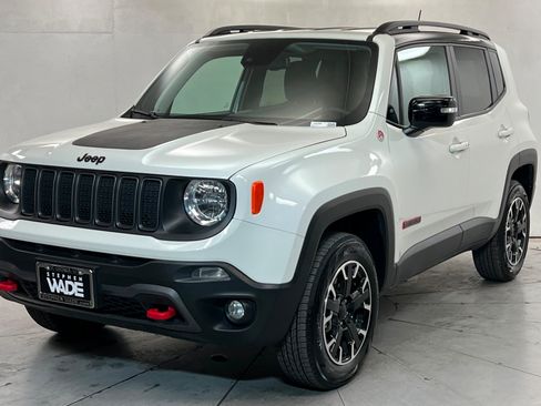 Used 2023 Jeep Renegade Trailhawk AWD/4WD image 1