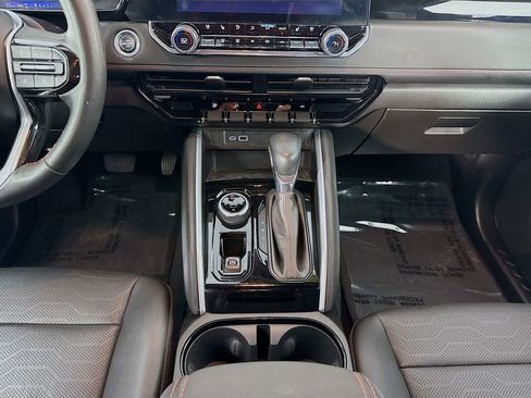 Used 2023 Chevrolet Colorado Z71 w/ Z71 Convenience Package 2 image 35