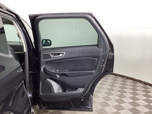 Used 2023 Ford Edge SEL w/ Convenience Package AWD/4WD image 11