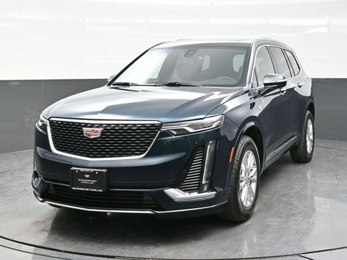 New 2025 Cadillac XT6 Luxury w/ LPO, Floor Liner Package image 2