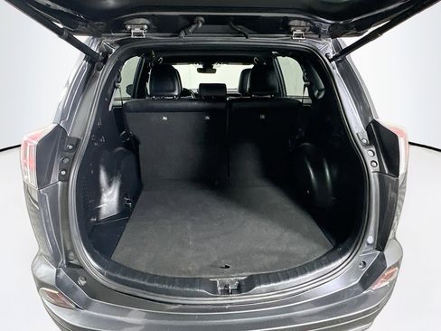 Used 2018 Toyota RAV4 SE w/ Power Extra Value Package image 28