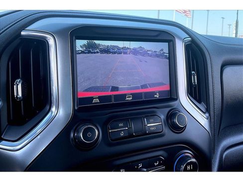 Used 2023 Chevrolet Silverado 2500 LTZ AWD/4WD image 23