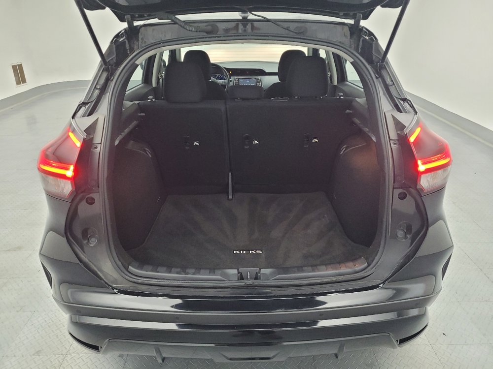 Used 2023 Nissan Kicks S FWD image 29