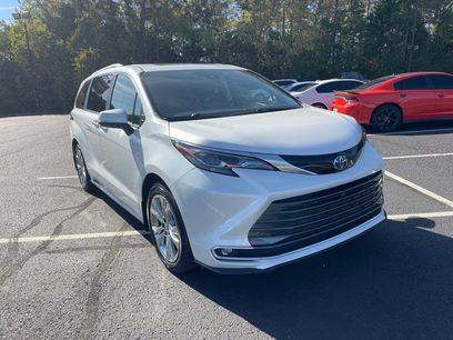 Used 2024 Toyota Sienna Platinum