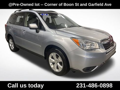 Used 2014 Subaru Forester 2.5i Premium w/ Popular Package #2 AWD/4WD image 12
