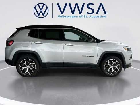 Used 2024 Jeep Compass Limited AWD/4WD image 8