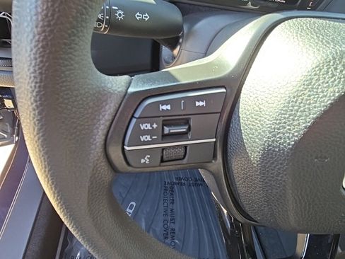 Used 2024 Honda Accord EX image 22