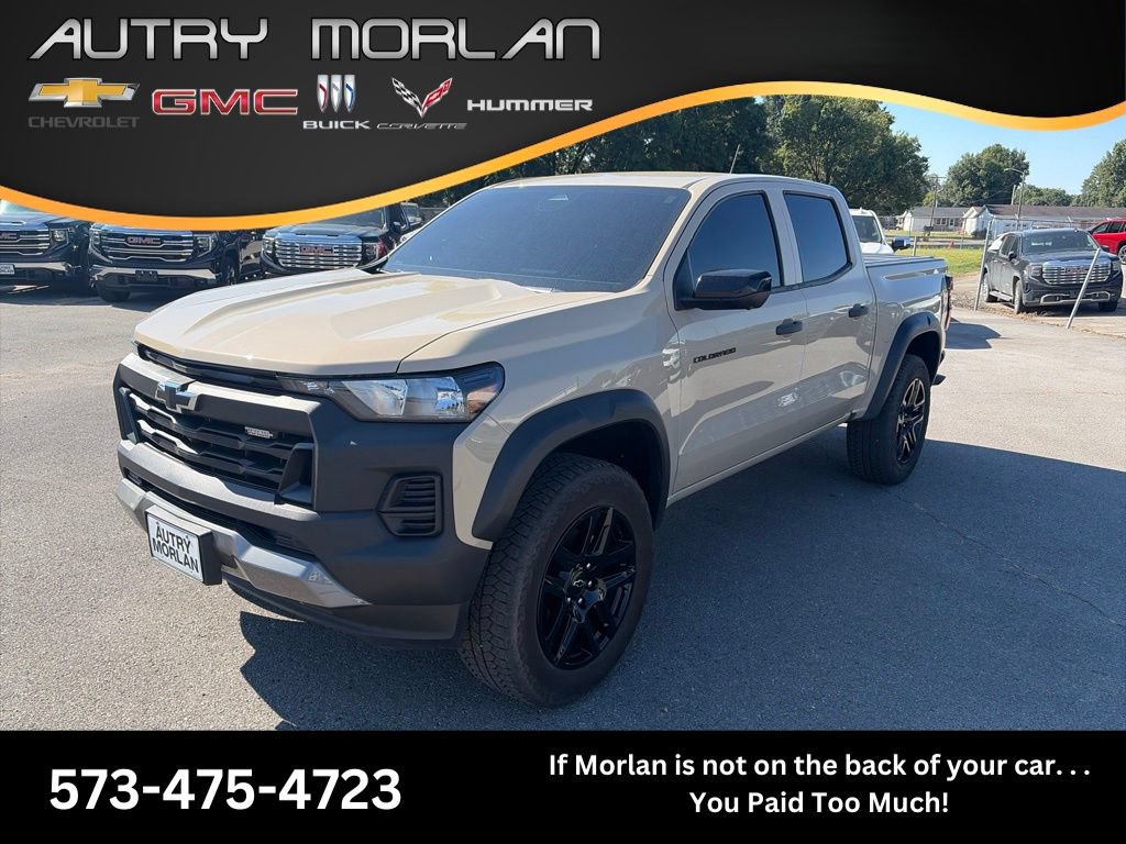 Used 2024 Chevrolet Colorado Trail Boss w/ Technology Package AWD/4WD image 1