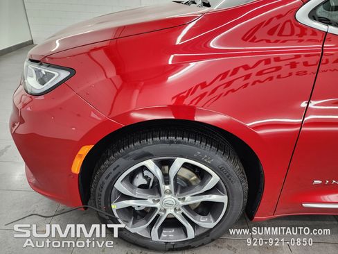 New 2026 Chrysler Pacifica Pinnacle image 37